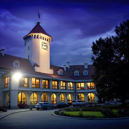 Hotel Zamek Pultusk Dom Polonii Exterior foto