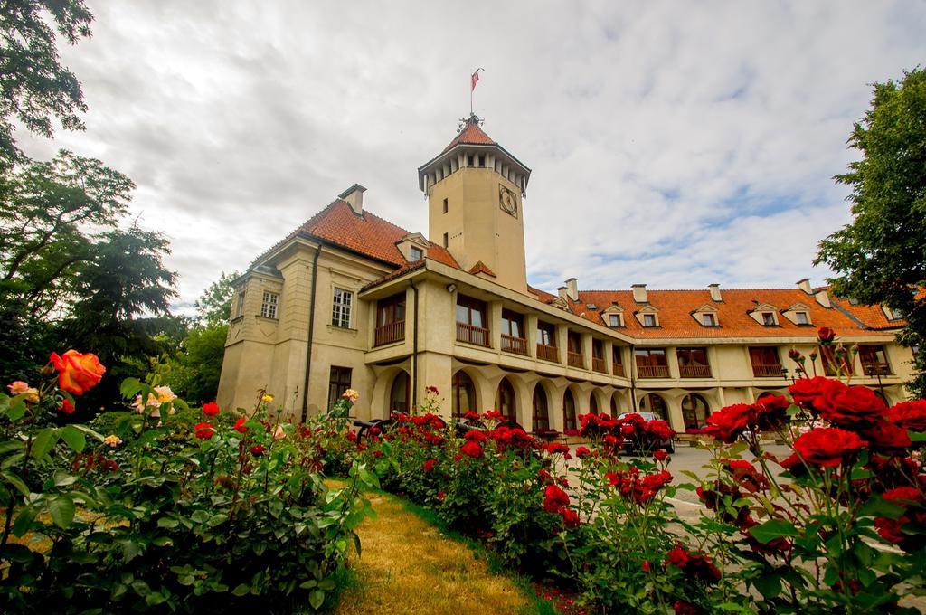 Hotel Zamek Pultusk Dom Polonii Exterior foto