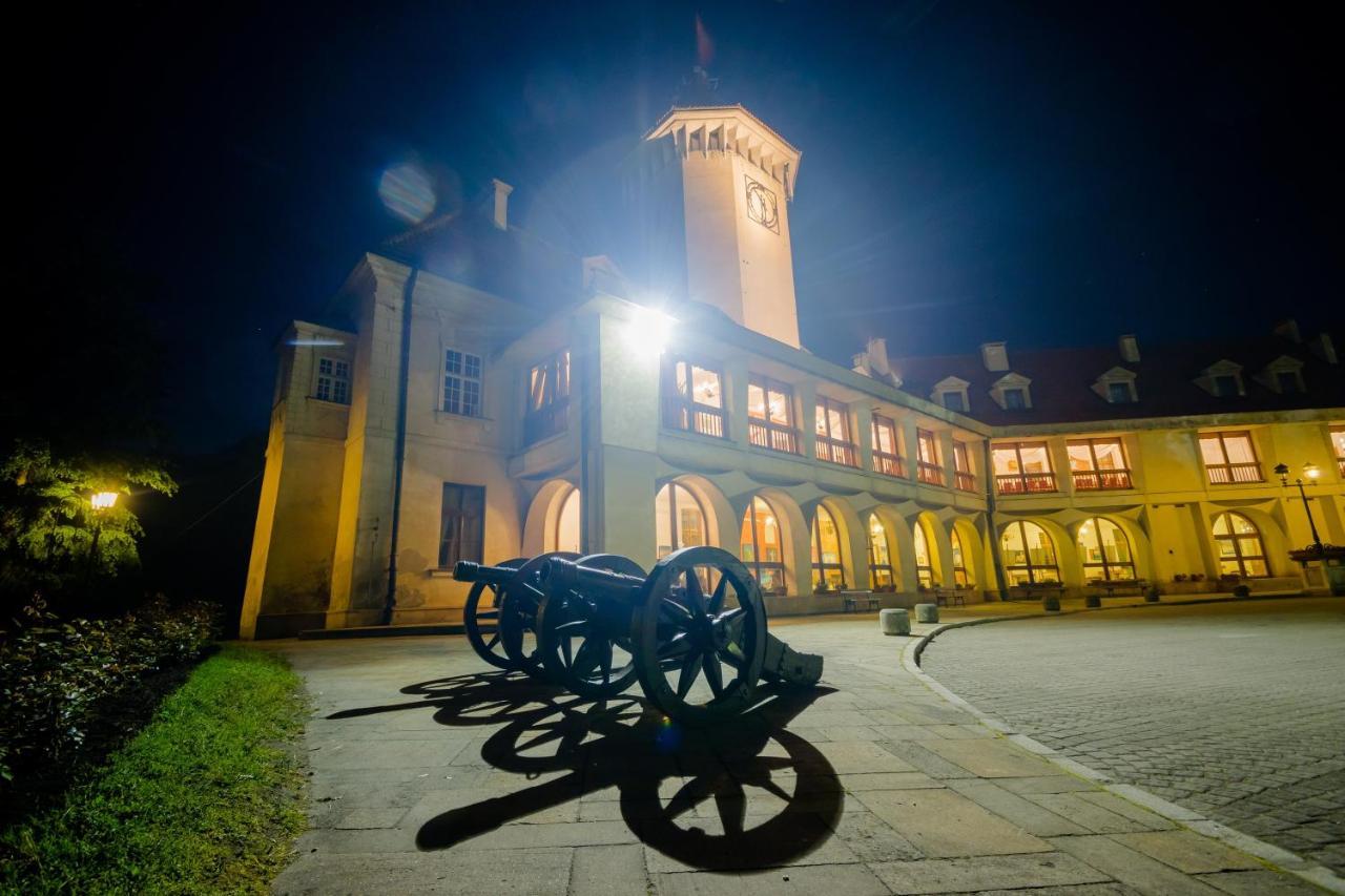 Hotel Zamek Pultusk Dom Polonii Exterior foto